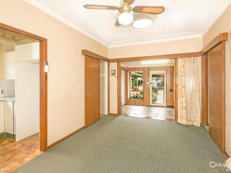 8 Renown Avenue, Miranda NSW 2228