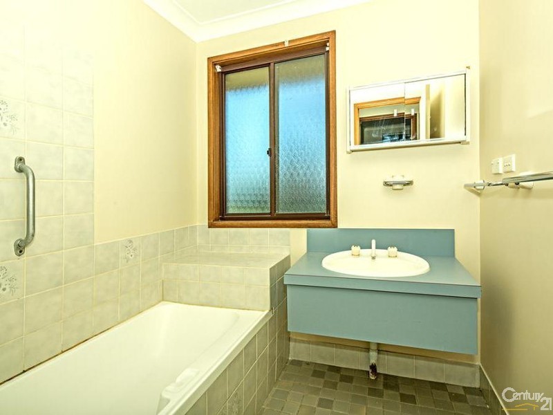 179 Parkes Street, Helensburgh NSW 2508