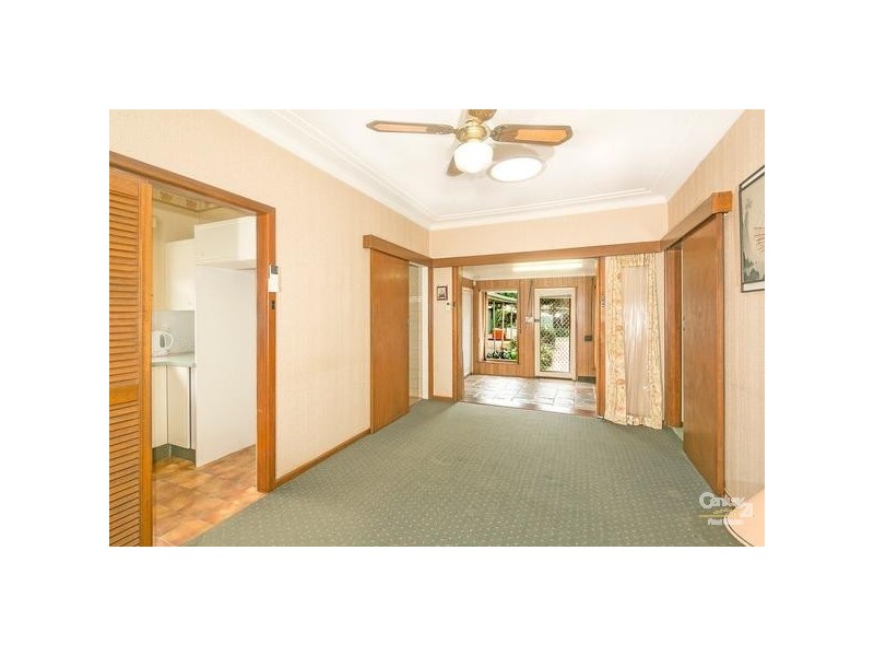 8 Renown Avenue, Miranda NSW 2228