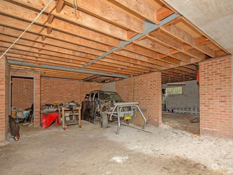 8 Kungar Road, Caringbah South NSW 2229