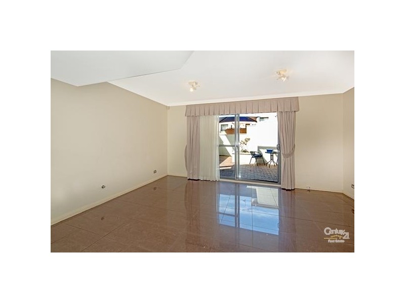 21/6 Mowbray Street, Sylvania NSW 2224