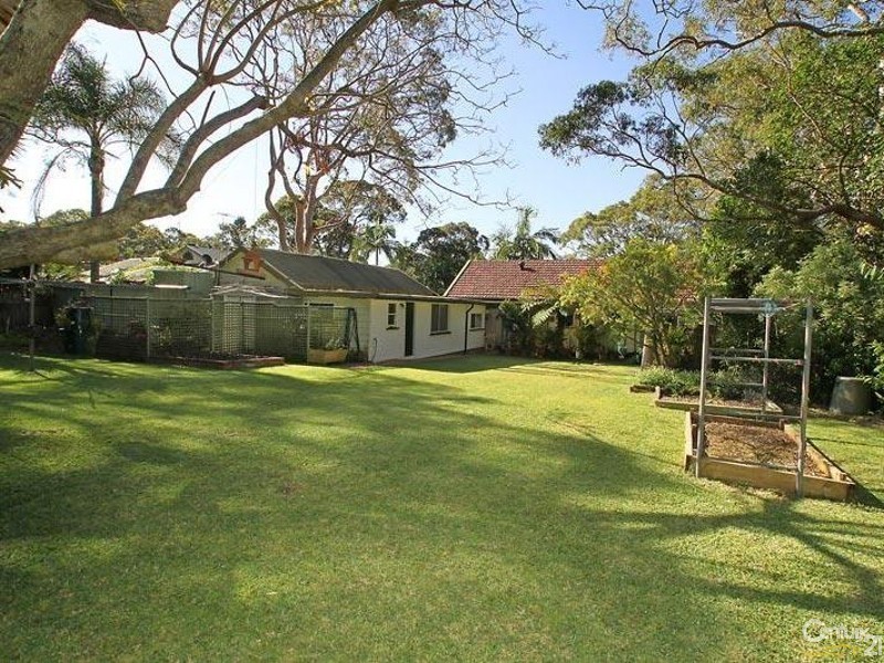 2 Actinotus Avenue, Caringbah South NSW 2229