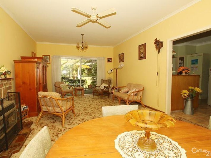 2 Actinotus Avenue, Caringbah South NSW 2229