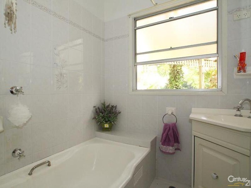 2 Actinotus Avenue, Caringbah South NSW 2229