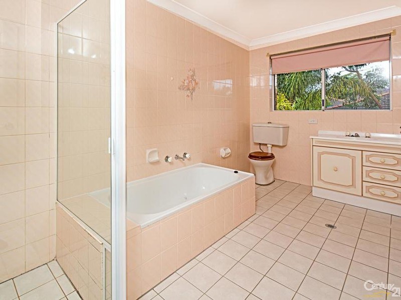 4/47-49 Gannons Road, Caringbah NSW 2229