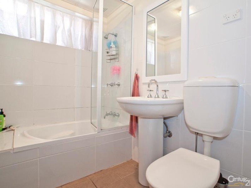 2/18 Banksia Road, Caringbah NSW 2229