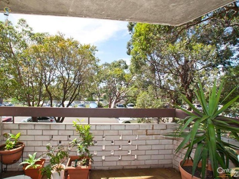 2/18 Banksia Road, Caringbah NSW 2229