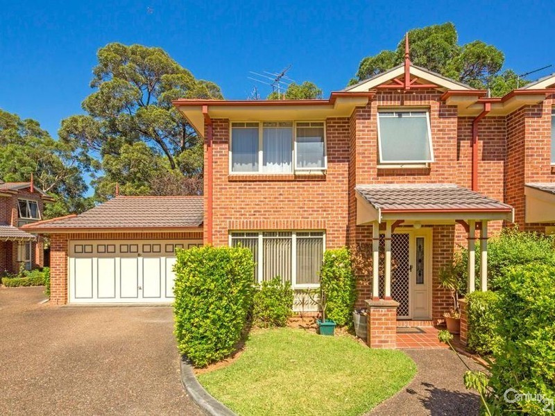 8A Bassett Place, Menai NSW 2234