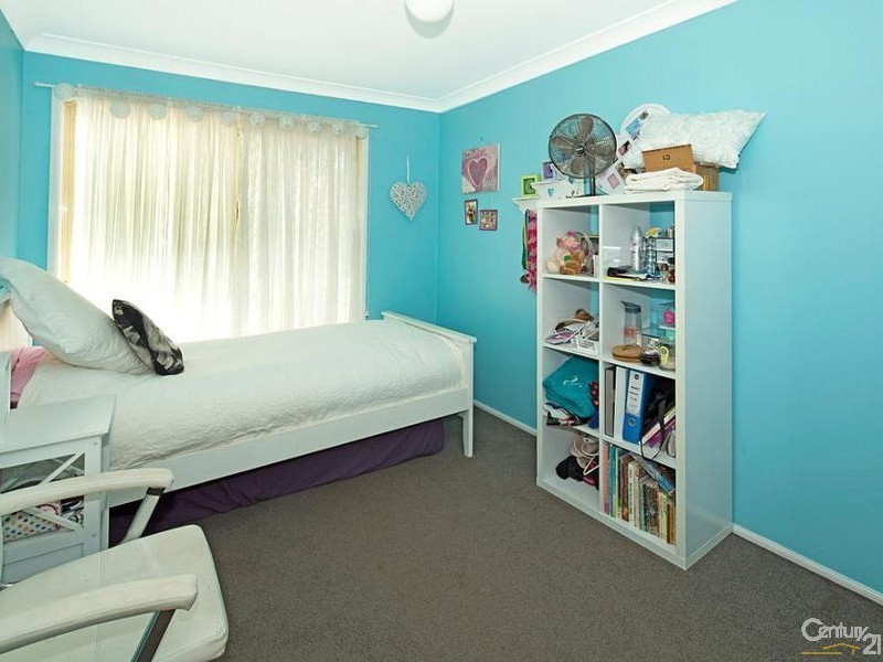 8A Bassett Place, Menai NSW 2234