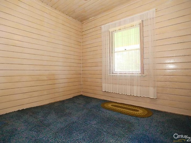 30 Robertson Street, Helensburgh NSW 2508