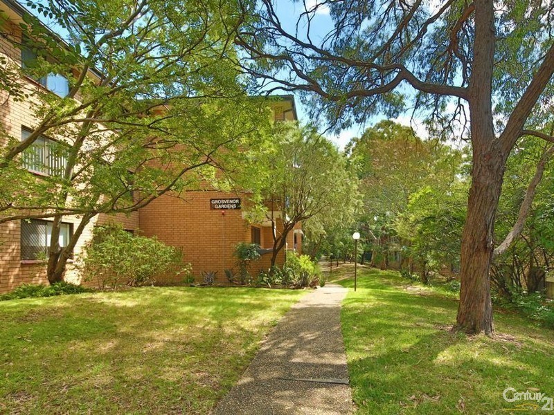 33/131 Oak Road, Kirrawee NSW 2232