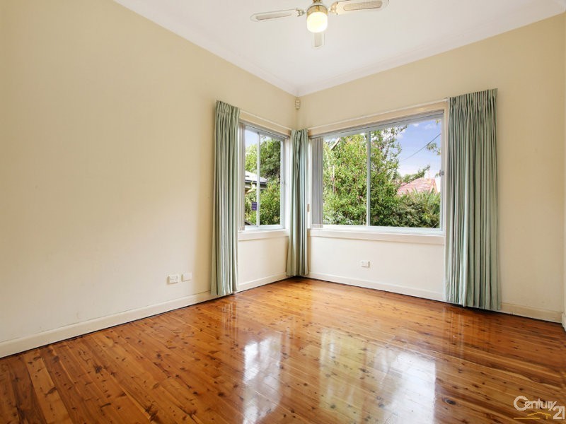 4 Walker Avenue, Gymea NSW 2227