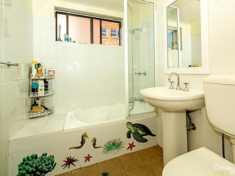 2/18 Banksia Road, Caringbah NSW 2229