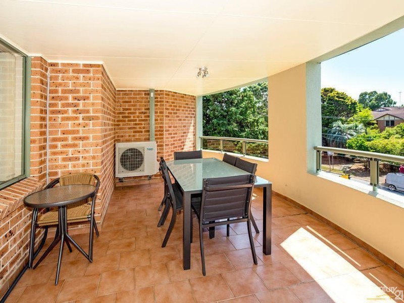 9/145 Willarong Road, Caringbah NSW 2229