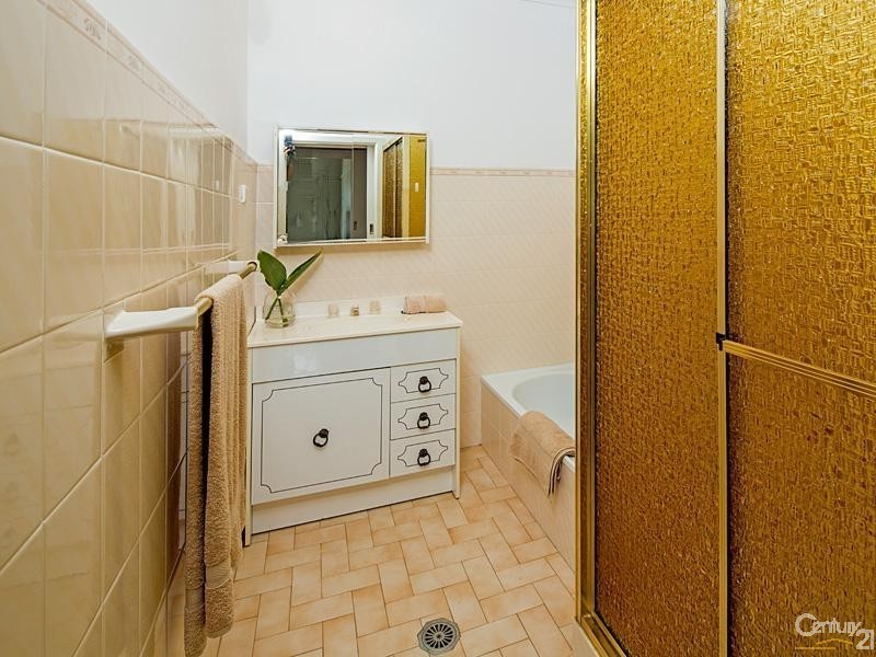 16 Booyong Avenue, Caringbah NSW 2229