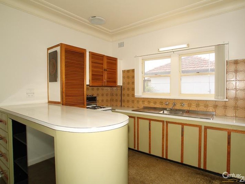 80 Crammond Boulevarde, Caringbah NSW 2229