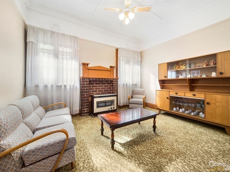 18 Browns Avenue, Enmore NSW 2042