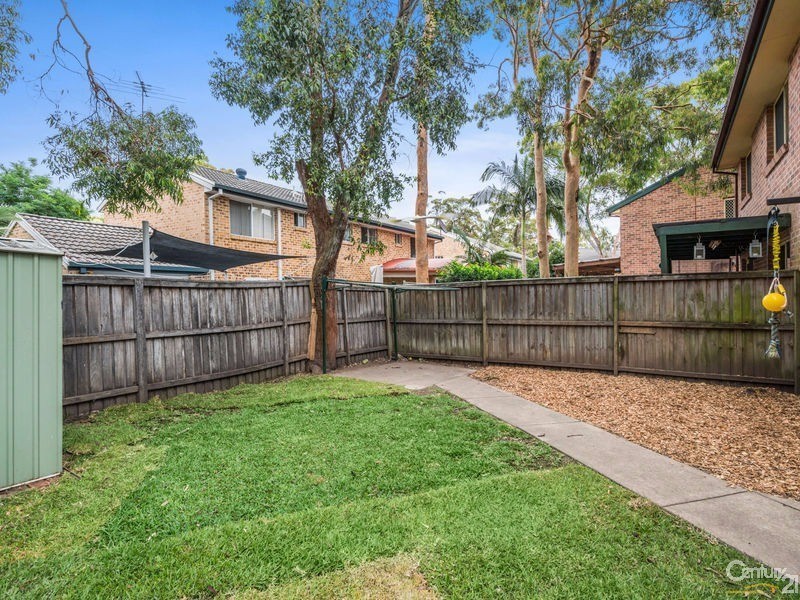 20/11 Owen Jones Row, Menai NSW 2234