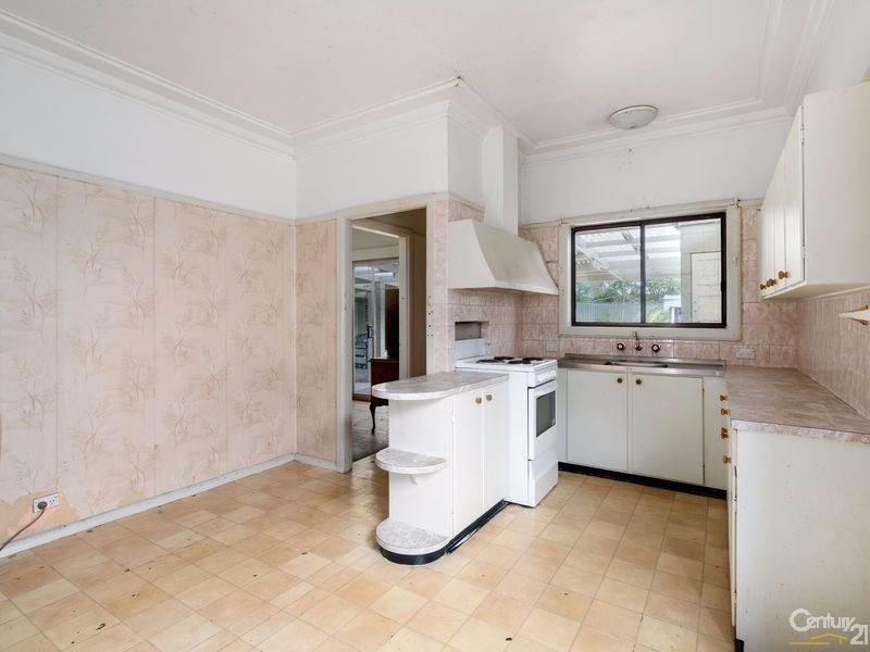 285 Taren Point Road, Caringbah NSW 2229