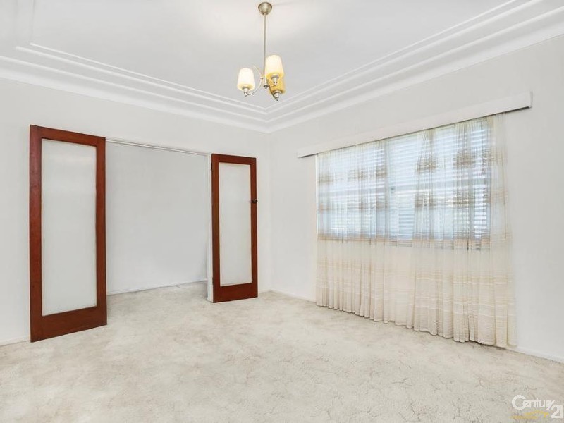 8 James Street, Blakehurst NSW 2221