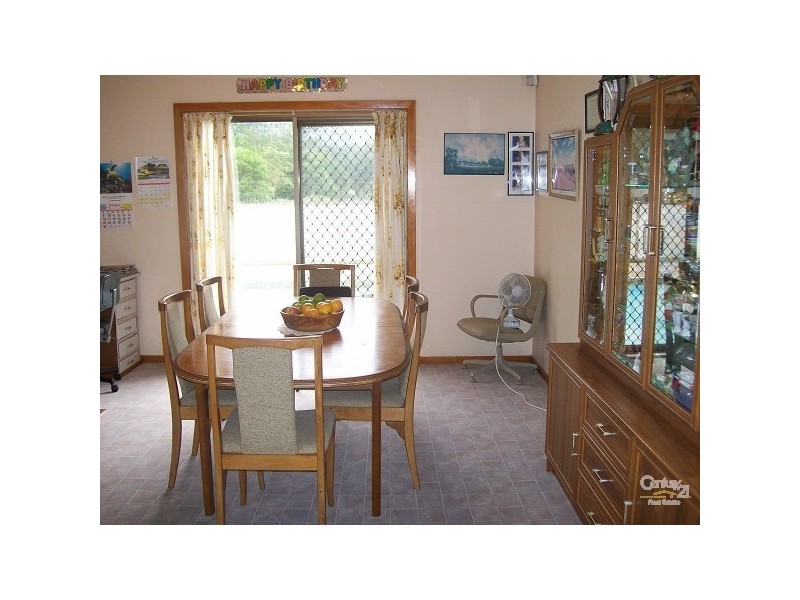 76 Owens Road, Martinsville NSW 2265