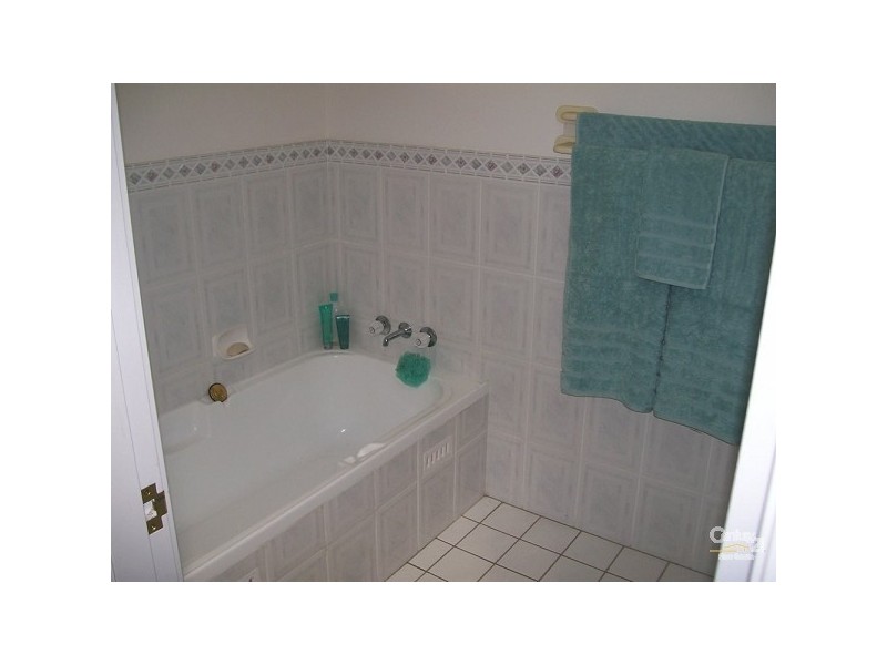 77 Waikiki Road, Bonnells Bay NSW 2264