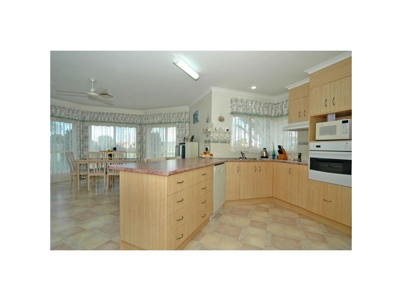 24 Claire Cct, Ballina NSW 2478