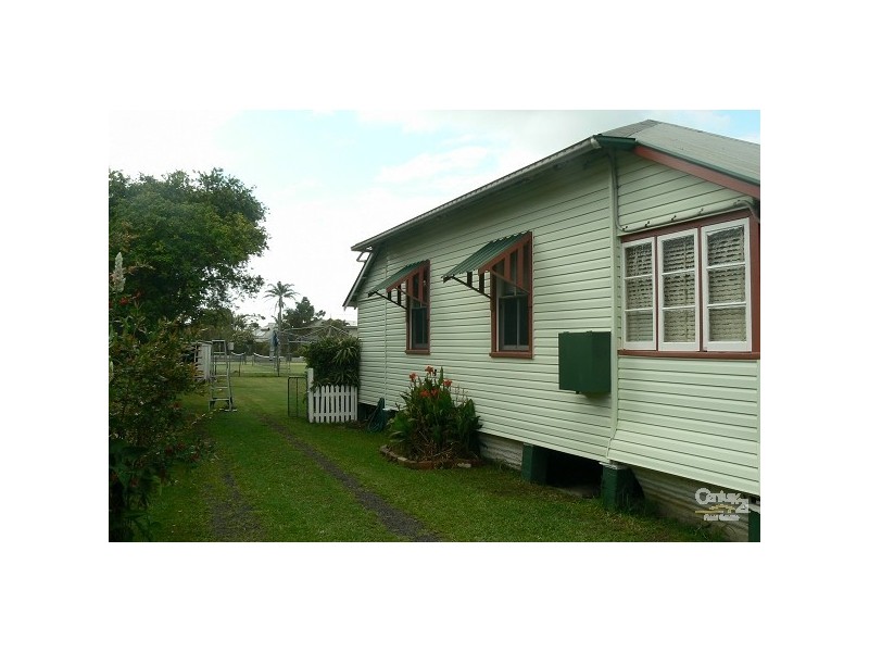 122 Pacific Highway, Broadwater NSW 2472