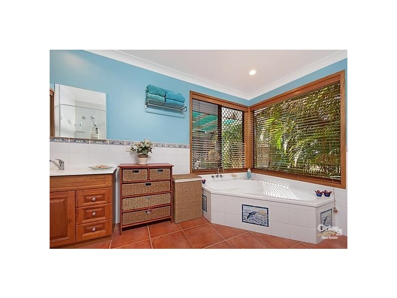 384 River Drive, Empire Vale NSW 2478