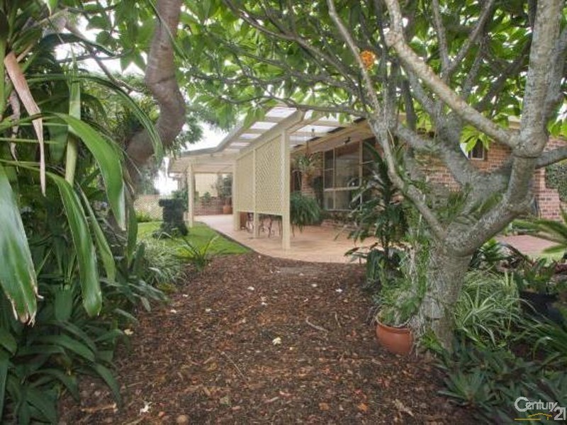 4 Loedna Place, Lennox Head NSW 2478