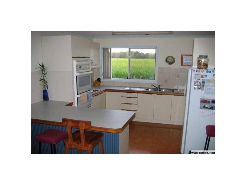 214 Pacific Hwy, Broadwater NSW 2472