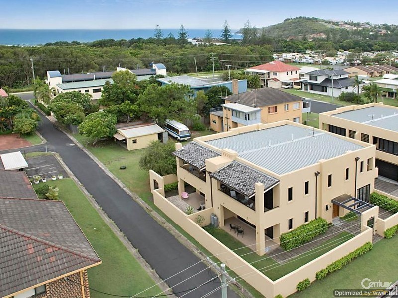 3/2  Heath Street, Evans Head NSW 2473