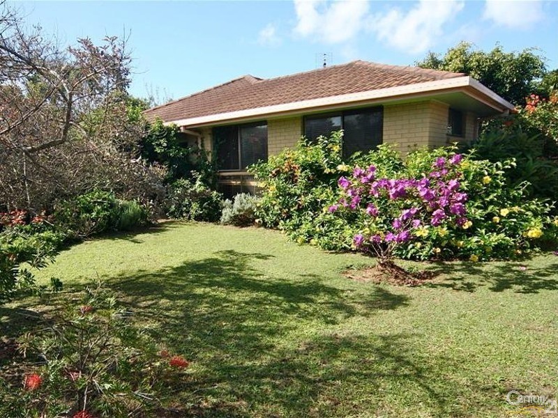 2 Easter Parade, East Ballina NSW 2478