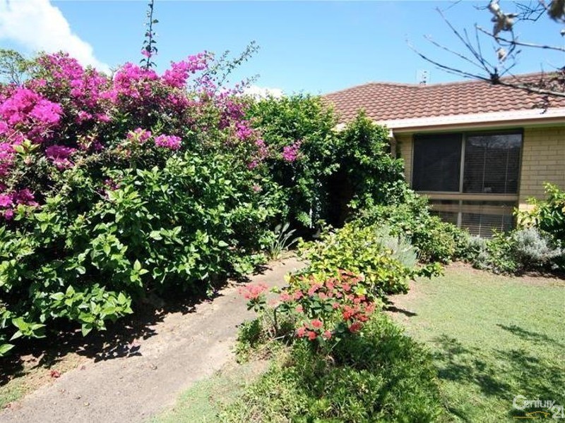 2 Easter Parade, East Ballina NSW 2478