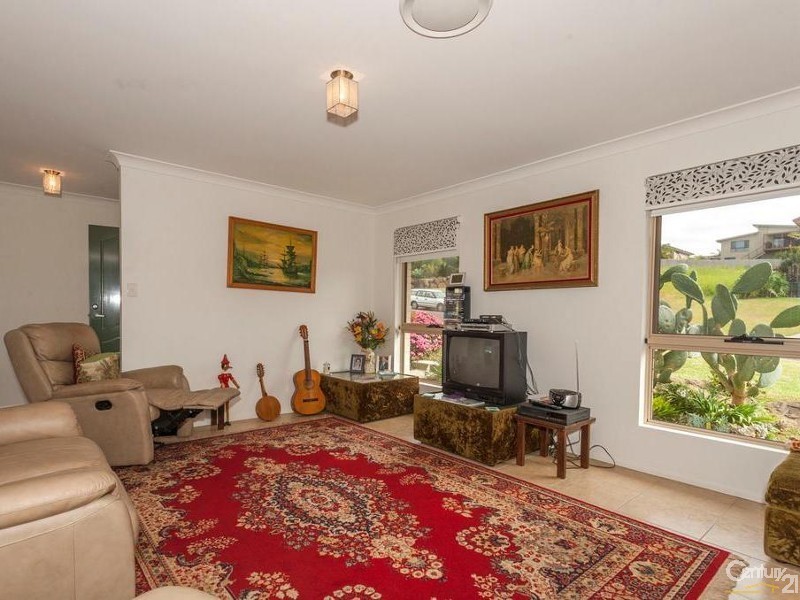 50 Cummings Crescent, Cumbalum NSW 2478