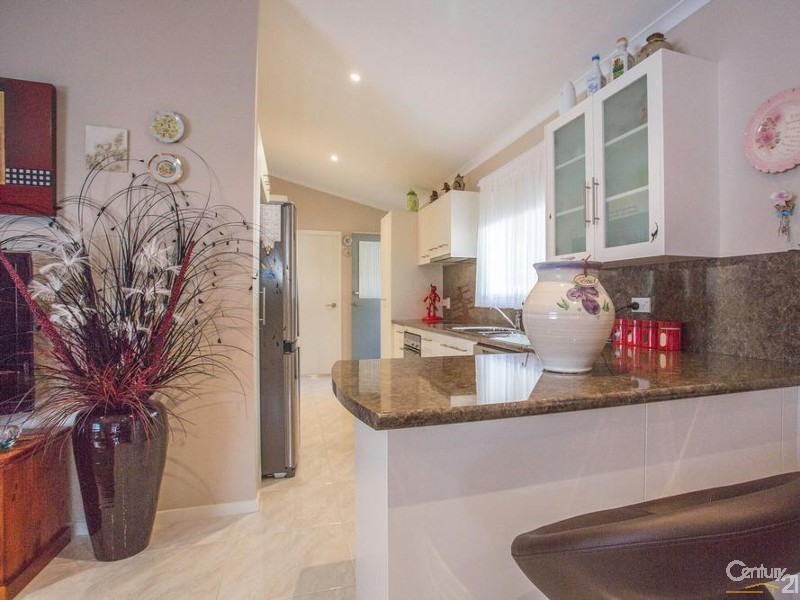 21 Sandalwood Leisure Village, Pimlico NSW 2478