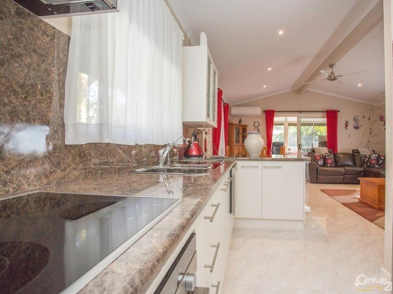 21 Sandalwood Leisure Village, Pimlico NSW 2478