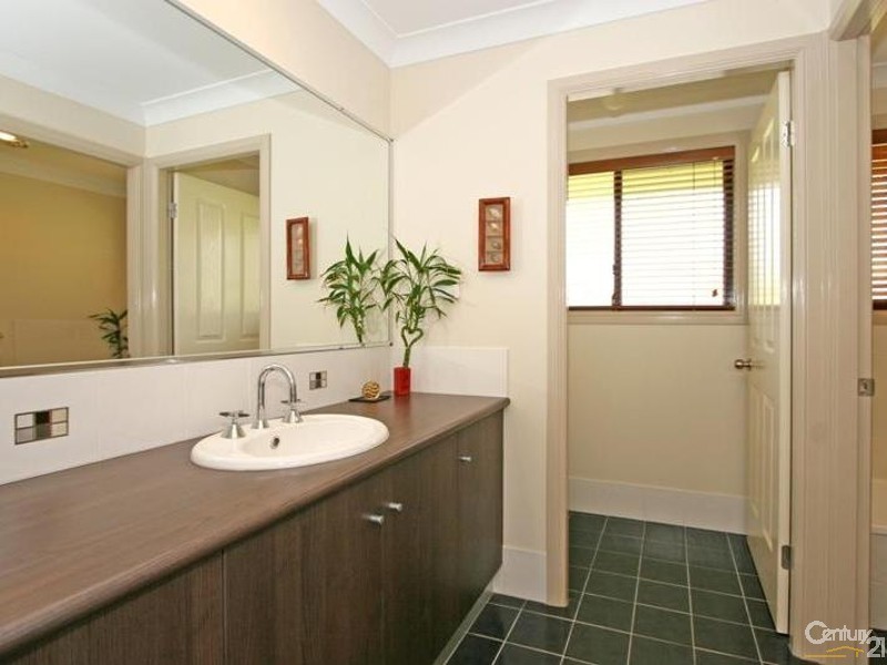 18 Lindsay Avenue, Cumbalum NSW 2478