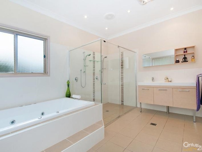 15 Lindsay Avenue, Cumbalum NSW 2478