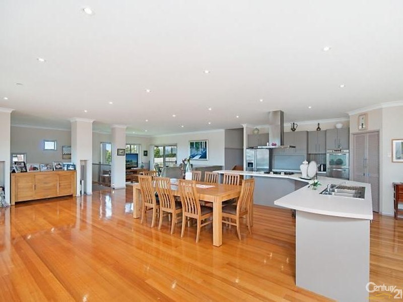 15 Lindsay Avenue, Cumbalum NSW 2478