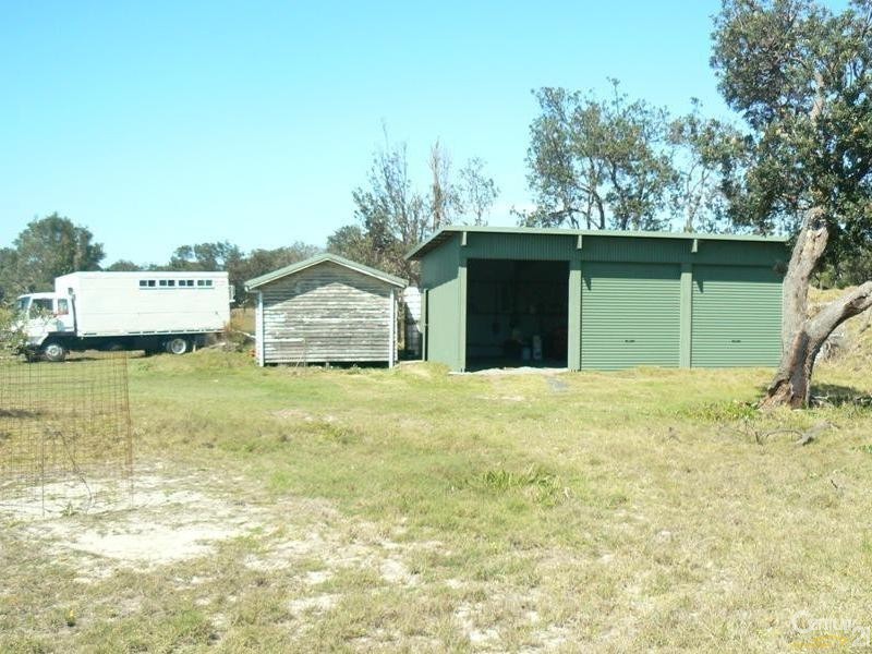 162 Patchs Beach Road, Patchs Beach NSW 2478