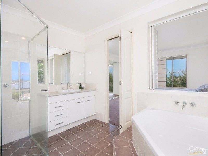 31 Unara Parkway, Cumbalum NSW 2478