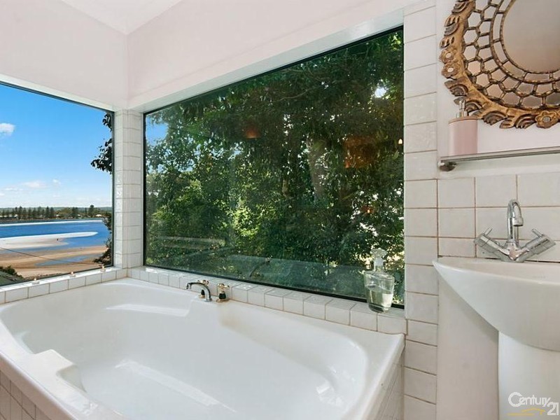 17 The Serpentine, East Ballina NSW 2478