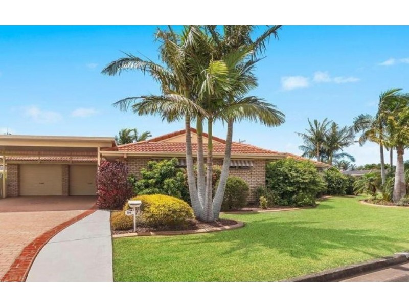 24  Claire Circuit, West Ballina NSW 2478