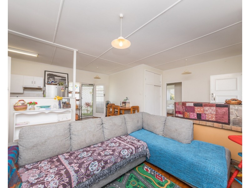 6 Heath Street, Evans Head NSW 2473