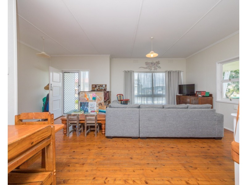 6 Heath Street, Evans Head NSW 2473