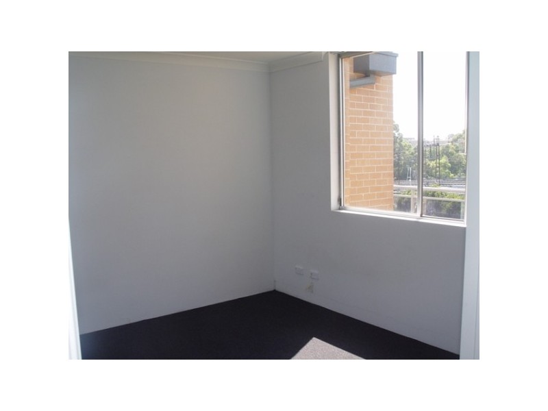 17/9-11A Samuel Street, Lidcombe NSW 2141