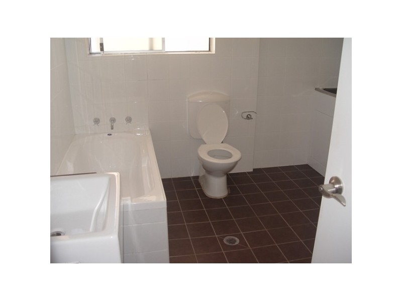 17/9-11A Samuel Street, Lidcombe NSW 2141