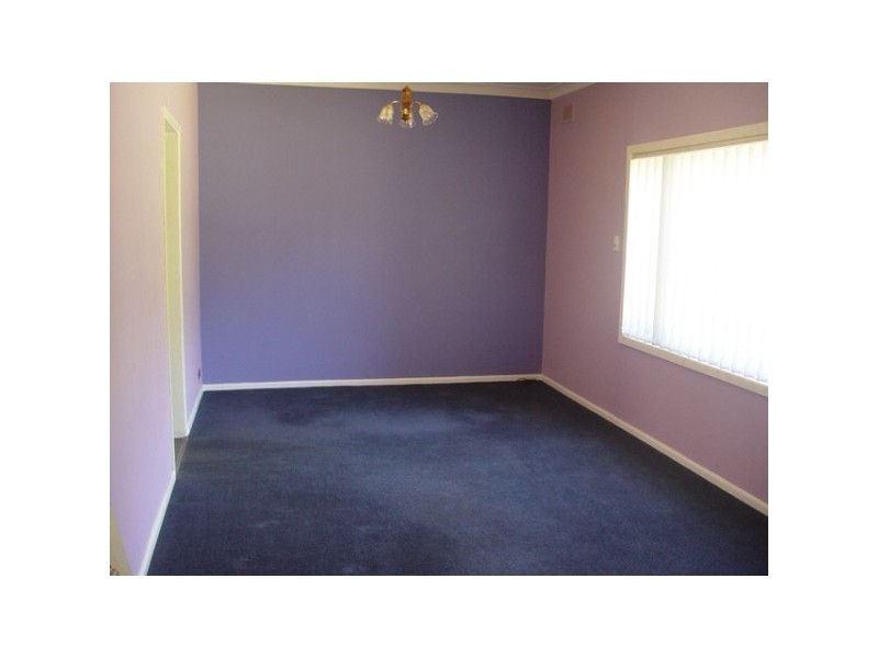 4 HALL PLACE, Guildford NSW 2161