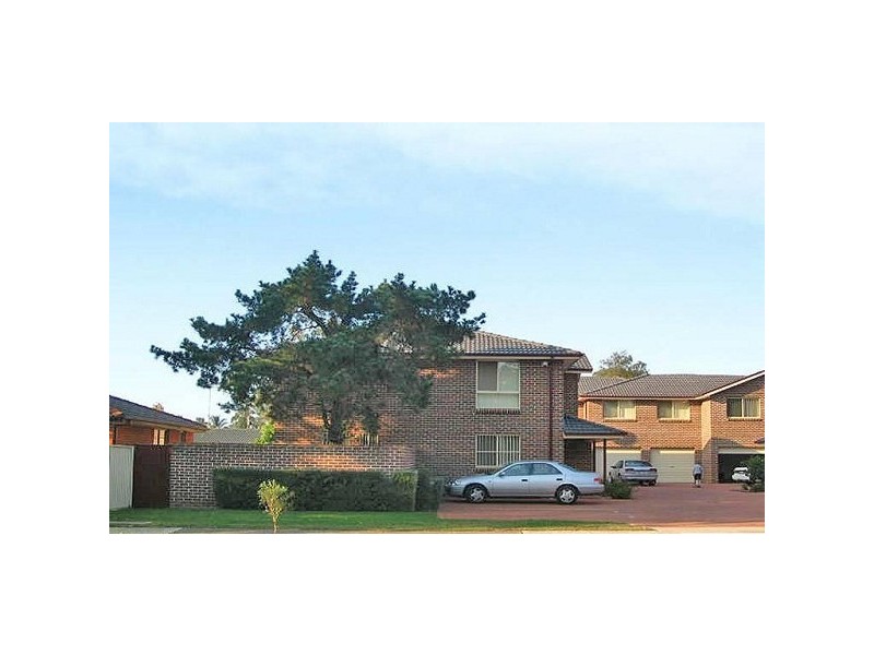 2/73 Eastern Rd, Quakers Hill NSW 2763